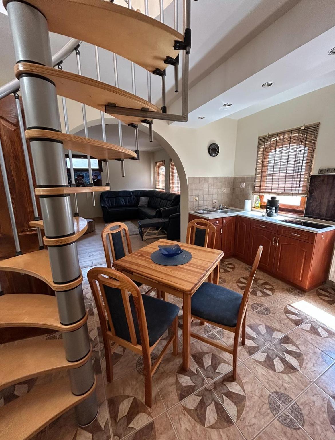 Diofa Apartman Сиофок Екстериор снимка